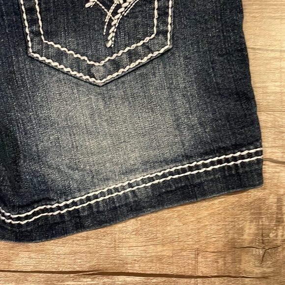 5/$15 denim jean shorts - Picture 7 of 8